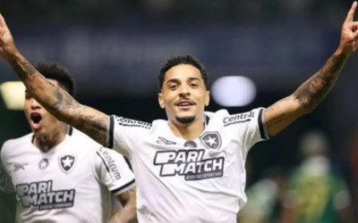 Botafogo derrota Palmeiras, cala Allianz Parque e retoma liderança do Brasileirão